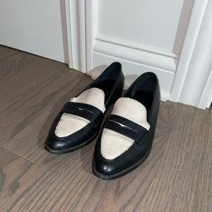Black and White Vintage Women’s Slip On